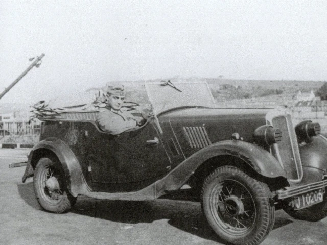 Confiscated Morris 8 open tourer Albert Pier
